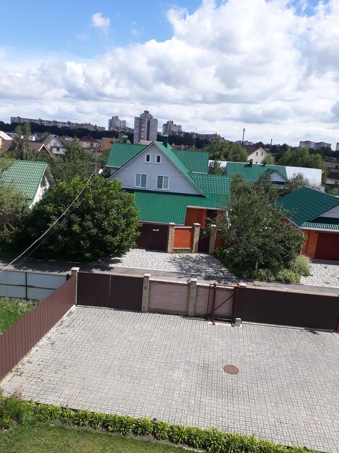 Hotel Uyut Tschernihiw Exterior foto